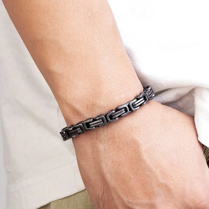 Titanium Steel Retro Men's Bracelet Punk Style Does Not Fade