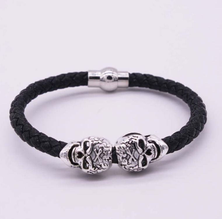 Explosion bracelet Punk style popular vintage braided skull bracelet