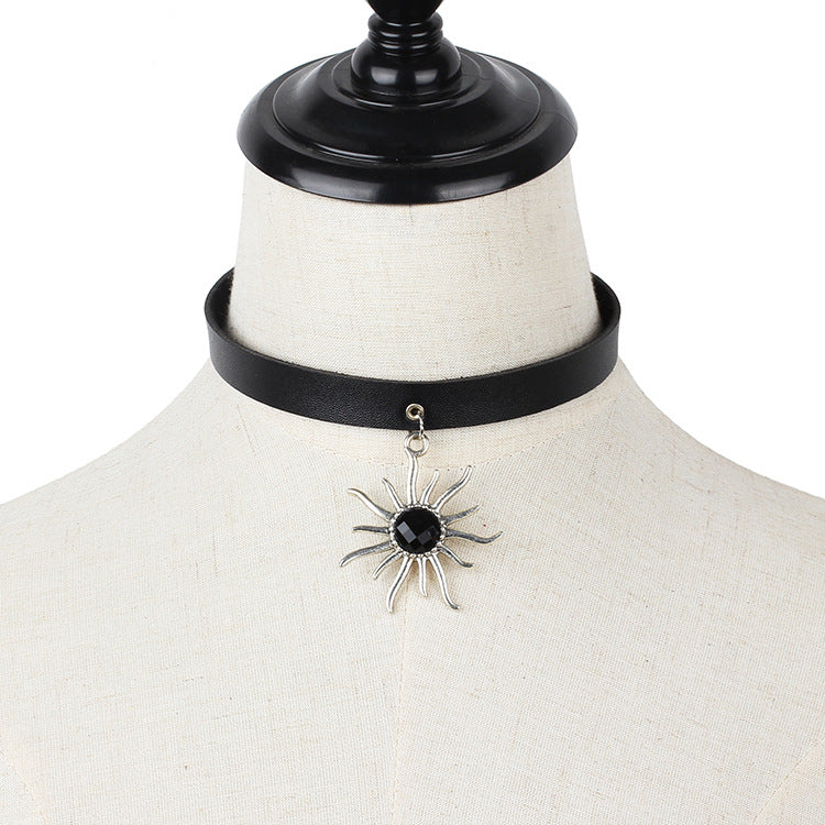 Explosive Jewelry Punk Sunflower Leather Collar