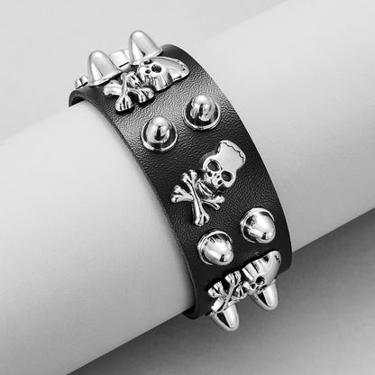 Round Rivet Gothic Bracelet Hip Hop Dark Skull Head Leather Bracelet